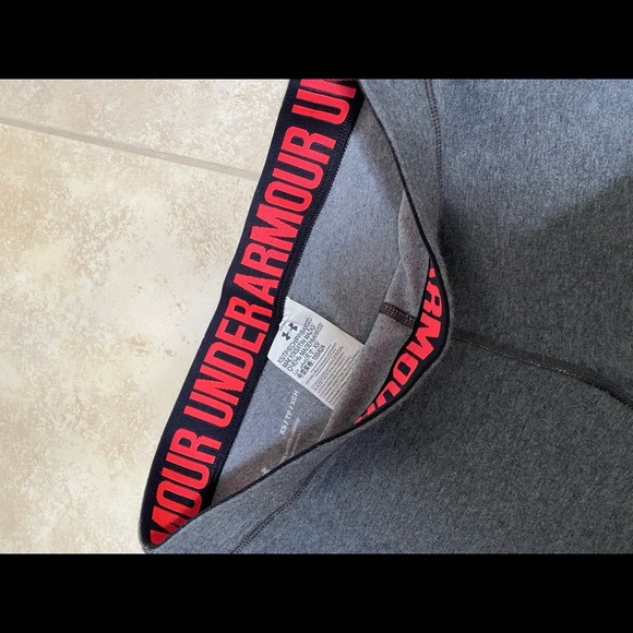 under armour leggings - Picture 3 of 5